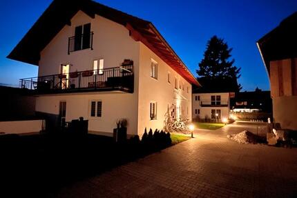 Vier Zimmer Neubau Wohnung mit Garten 4 zimmer