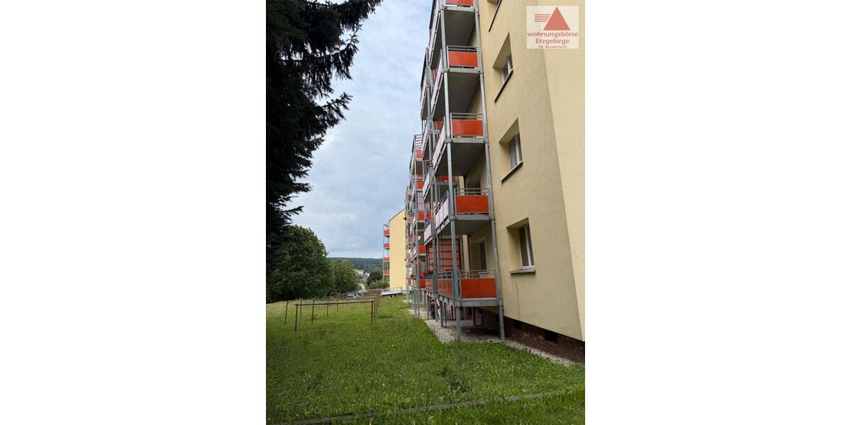 Etagenwohnung Thum - 3 Zimmer, 60 m&sup2;, 411&euro; | Angebot:21812267