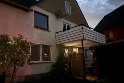 Erdgeschosswohnung, 4 Zimmer, 110 m² mit Garten & Kamin 4 zimmer