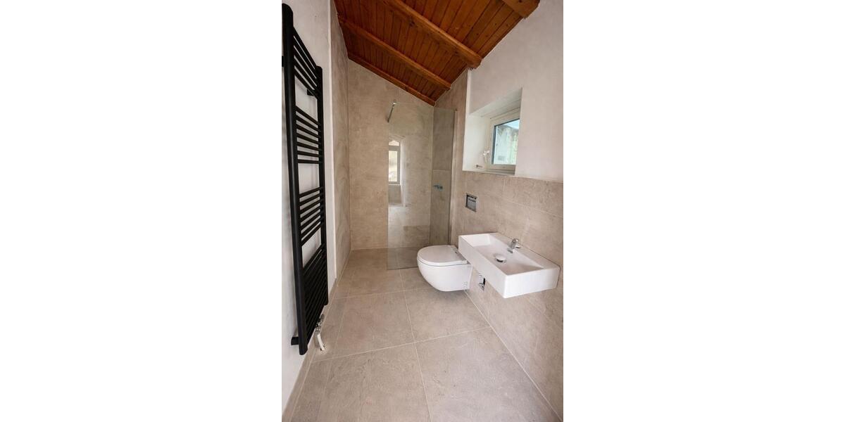 Dachgeschoßwohnung Michelbach an der Bilz - 1 Zimmer, 44 m&sup2;, 600&euro; | Angebot:26024486