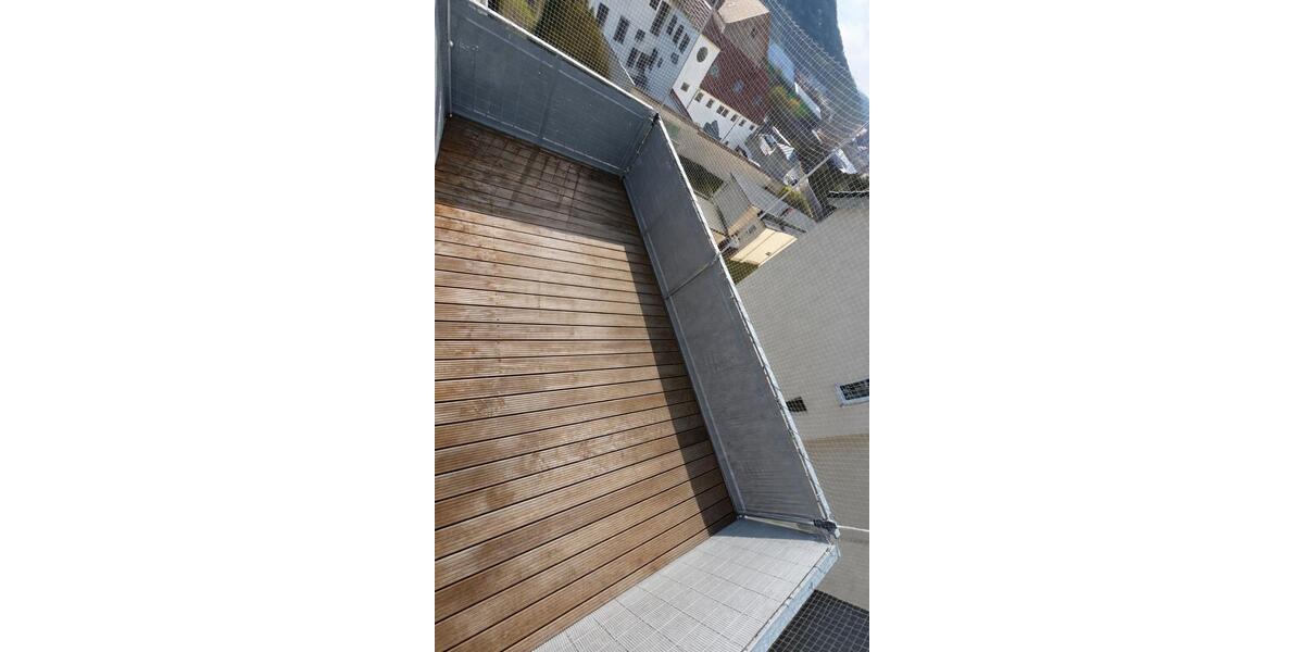 Dachgeschoßwohnung Freital - 4 Zimmer, 91 m&sup2;, 1.420&euro; | Angebot:26086293
