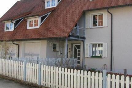 Wohnen auf Zeit Villingen-Schwenningen Schwenningen - 3 Zimmer, 74 m&sup2;, 65&euro; | Angebot:22889938