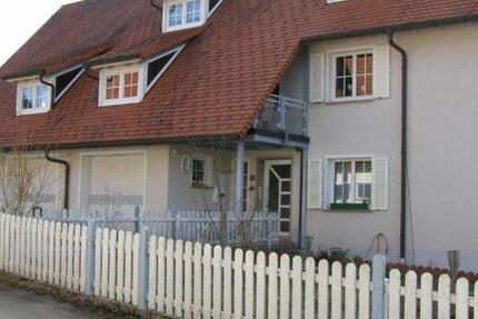 Wohnen auf Zeit Villingen-Schwenningen Schwenningen - 3 Zimmer, 74 m&sup2;, 67&euro; | Angebot:22889938