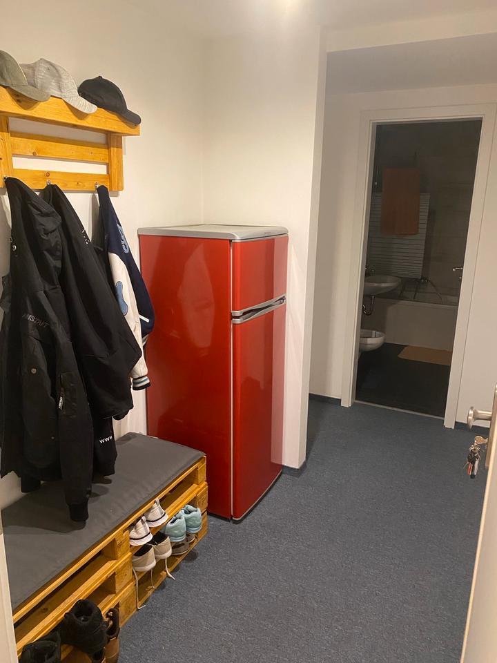 Wunderschöne 1,5 Zimmer mit Terrasse und Blick zum Wiesengrund