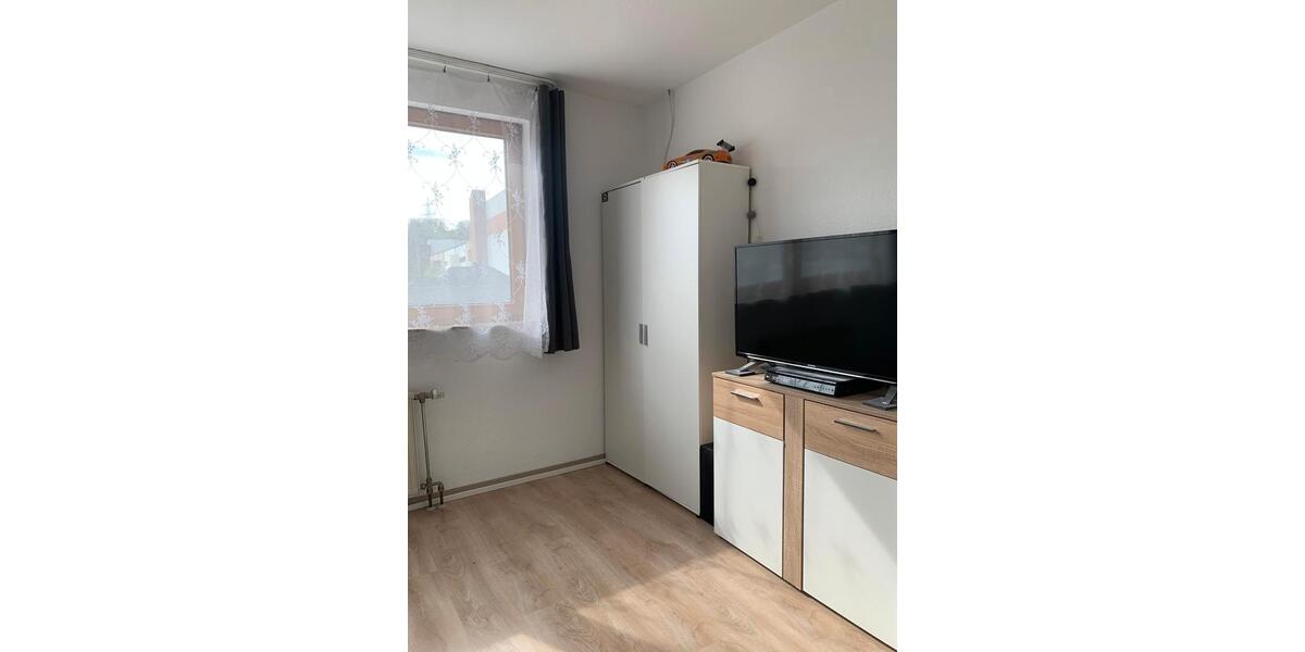 Dachgeschoßwohnung Siegen Eiserfeld - 2 Zimmer, 80 m&sup2;, 670&euro; | Angebot:26705748