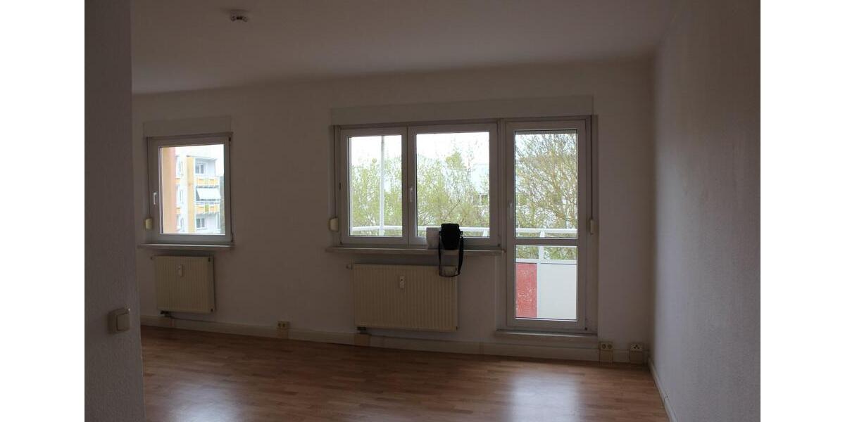 Dachgeschoßwohnung Eisenach - 3 Zimmer, 61 m&sup2;, 395&euro; | Angebot:26232466