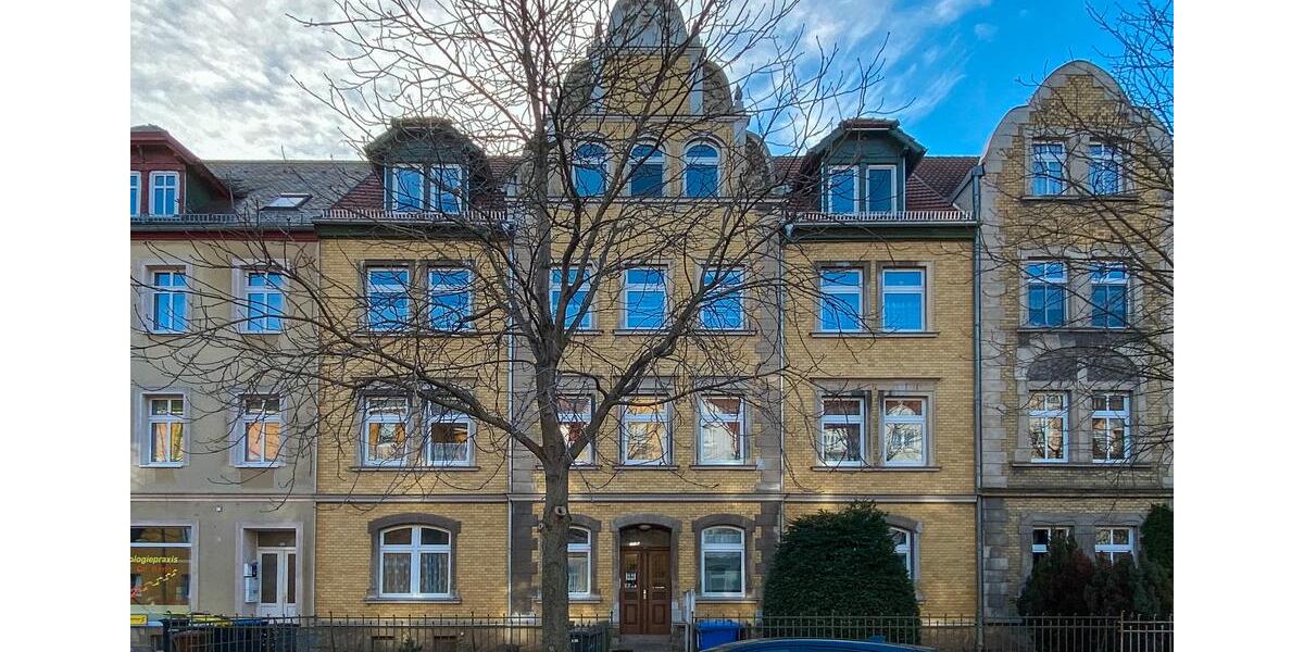 Gemütliche Dachgeschosswohnung mit tollem Ausblick über die Dächer Naumburgs! 2 zimmer