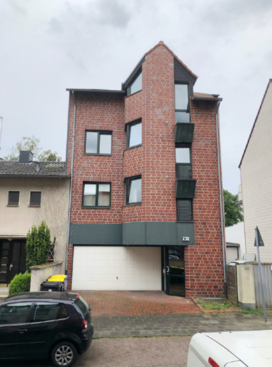 Helle schöne Wohnung im 3.OG eines ruhigen und gepflegten MFH zimmer