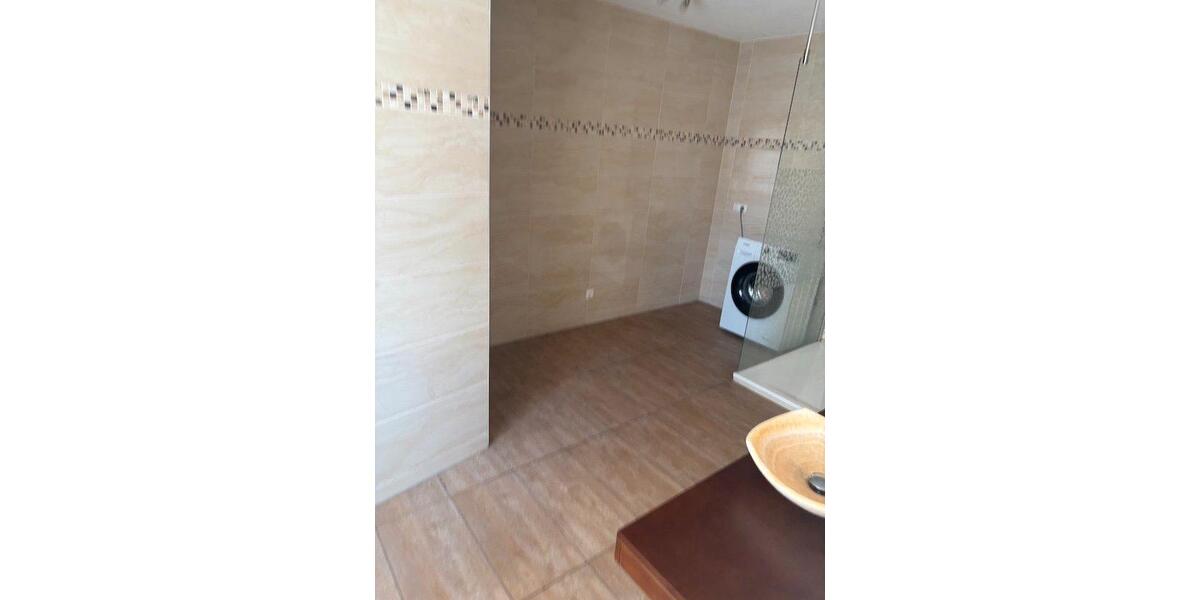 Etagenwohnung Dreieich - 3 Zimmer, 80 m&sup2;, 1.400&euro; | Angebot:26697989