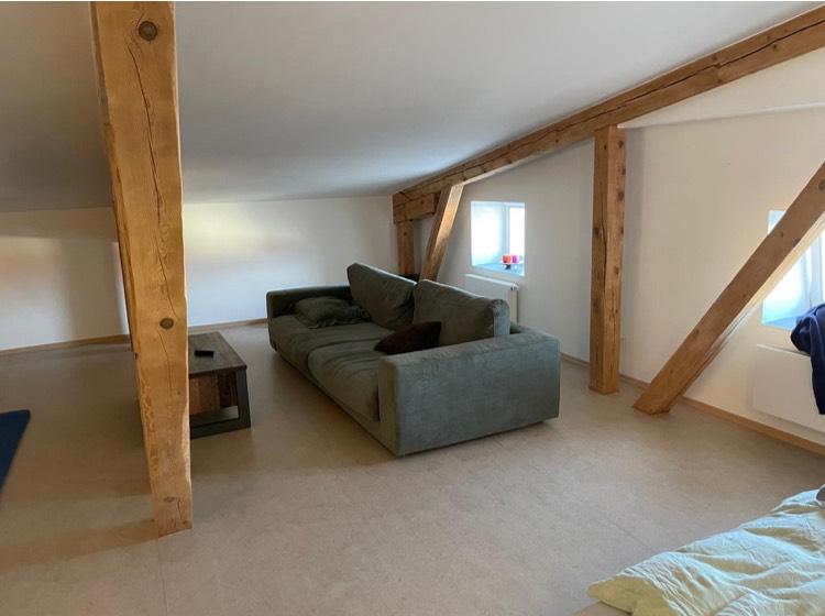 Dachgeschoßwohnung Tittmoning - 1 Zimmer, 103 m&sup2;, 1.100&euro; | Angebot:25962903