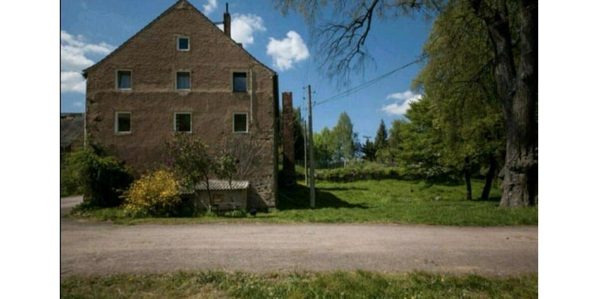 Etagenwohnung Nossen - 5 Zimmer, 110 m&sup2;, 769&euro; | Angebot:26011100