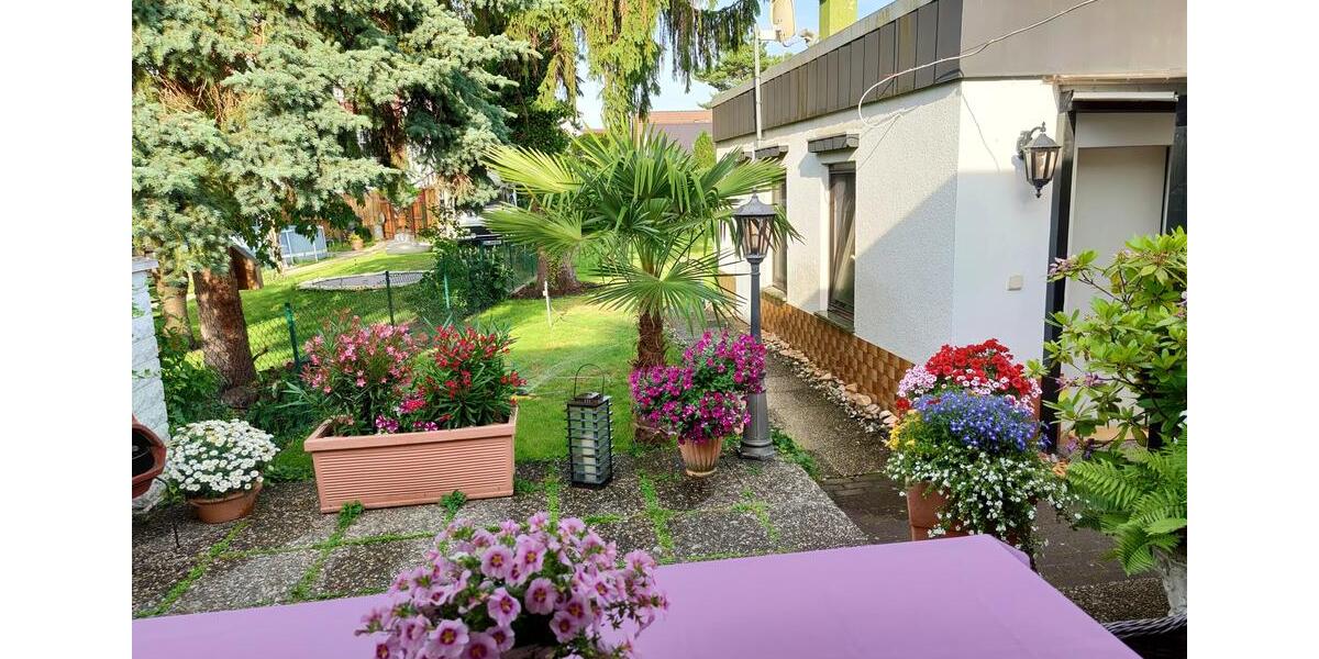 LUXURIÖSES WOHNEN MIT SONNIGEM BALKON ZUM GARTEN! EBK & WASCHMASCHINE INKL.! KEINE PROVISION! 2 zimmer