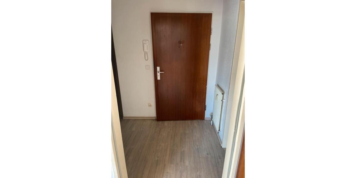 Dachgeschoßwohnung Mülheim an der Ruhr Heißen - 2 Zimmer, 46 m&sup2;, 660&euro; | Angebot:26150943