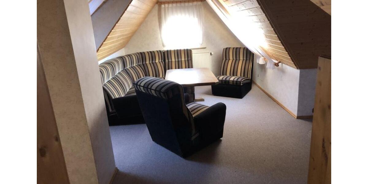 Dachgeschoßwohnung Markt Bibart - 2 Zimmer, 2.980&euro; | Angebot:22423625