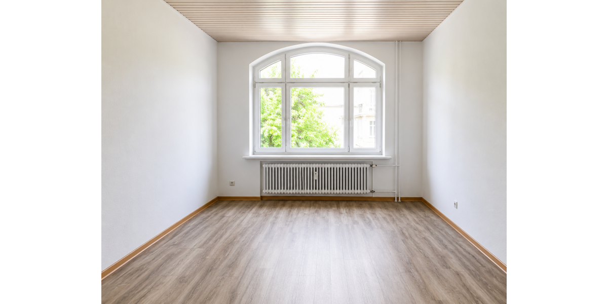 Altbaucharme in Kiel-Gaarden: helle 3-Zimmer-Wohnung mit 2 Balkonen – WG-geeignet - Etagenwohnung Kiel Gaarden-Ost | Angebot:27005110