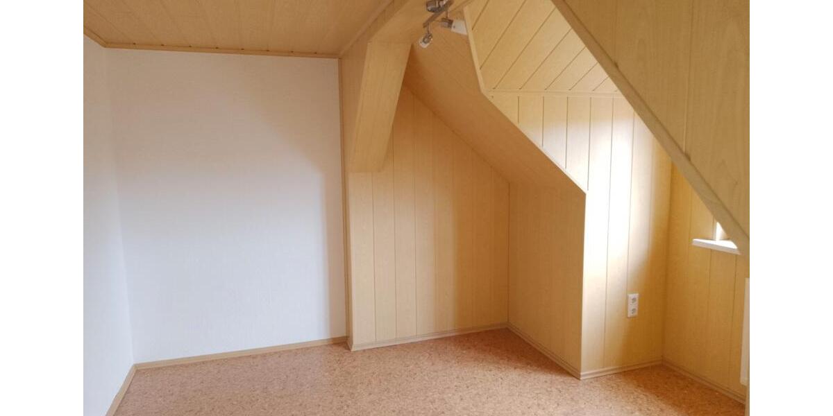 Einfamilienhaus Luckenwalde - 5 Zimmer, 124 m&sup2;, 1.320&euro; | Angebot:26252061