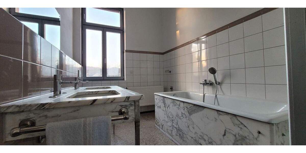 Etagenwohnung Trier Trier-Süd - 3 Zimmer, 145 m&sup2;, 1.750&euro; | Angebot:25679317