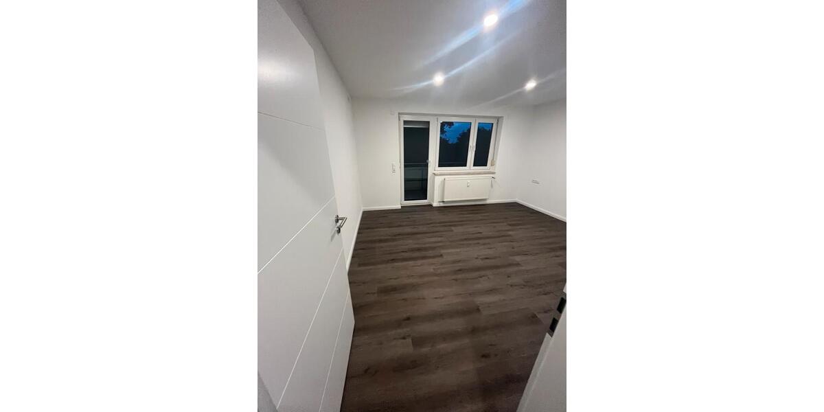 Erdgeschoßwohnung Aalen Unterkochen - 3 Zimmer, 74 m&sup2;, 950&euro; | Angebot:27612302