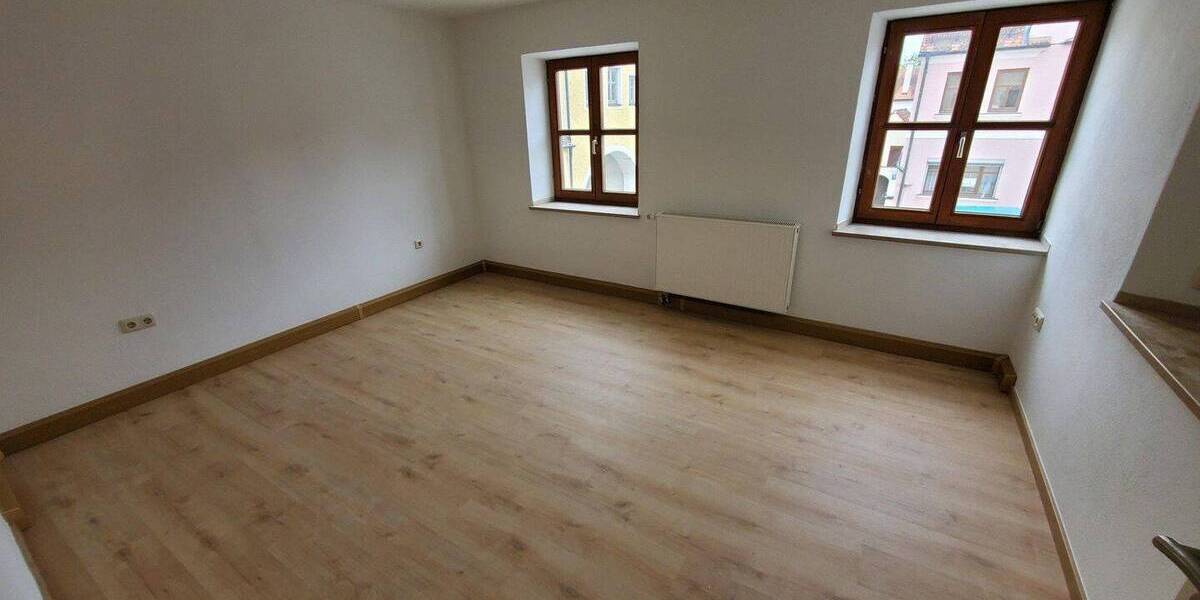 Etagenwohnung Rennertshofen Hatzenhofen - 3 Zimmer, 92 m&sup2;, 750&euro; | Angebot:26805153