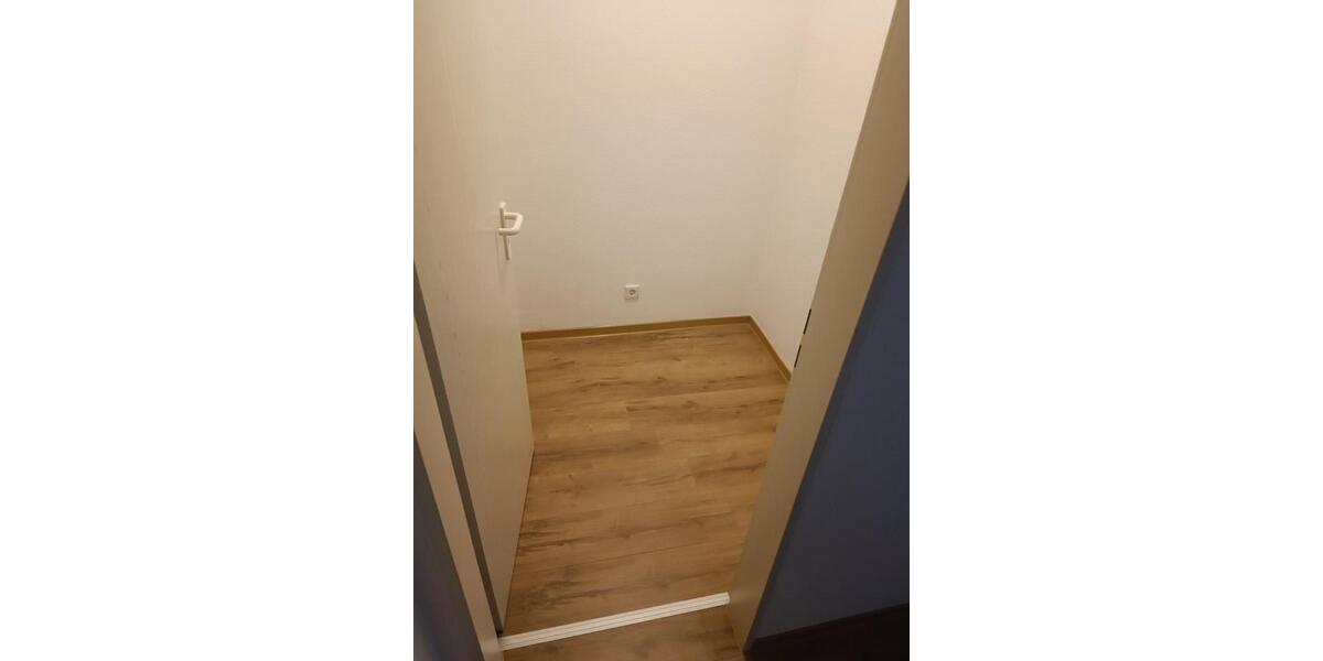 Erdgeschoßwohnung Bad Lauchstädt - 2 Zimmer, 72 m&sup2;, 490&euro; | Angebot:26211980