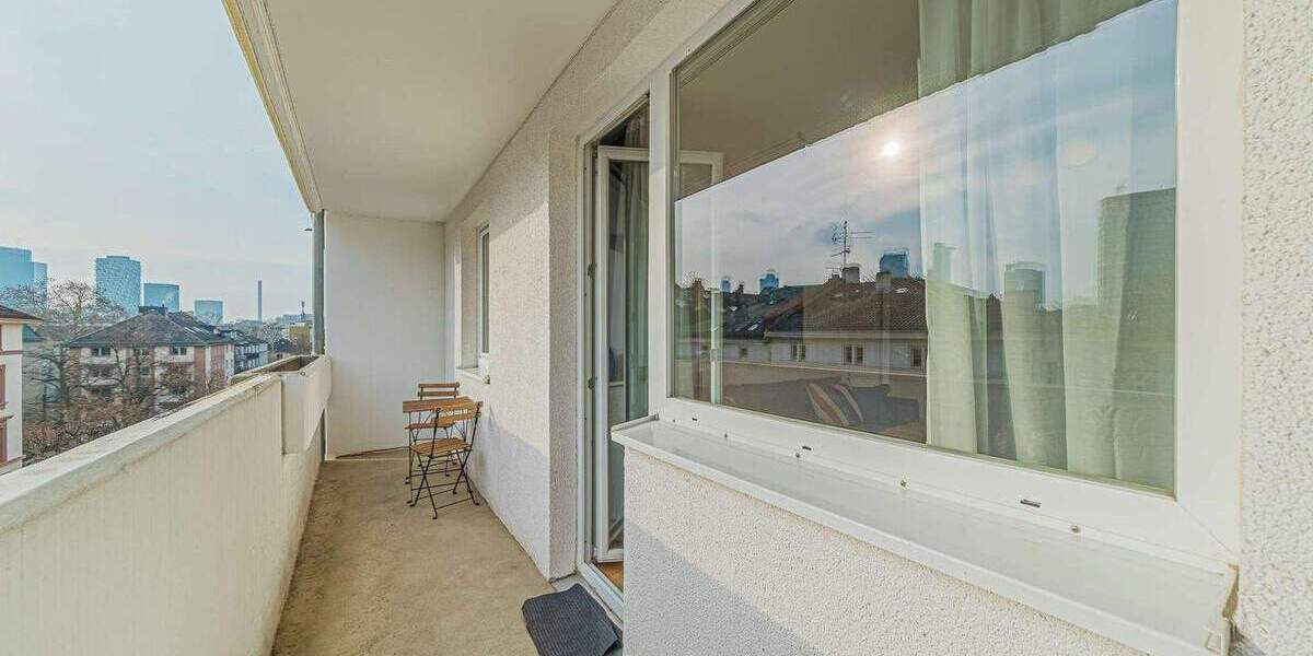 Etagenwohnung Frankfurt am Main Westend-Süd - 2 Zimmer, 66 m&sup2;, 2.490&euro; | Angebot:25661903