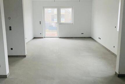 Wohnung Bedburg-Hau Hau - 3 Zimmer, 92 m&sup2;, 1.012&euro; | Angebot:26481180