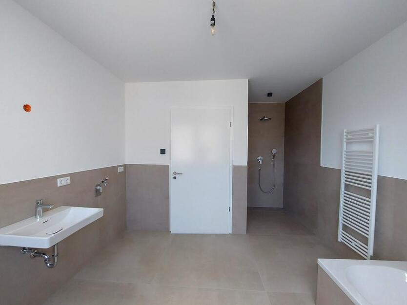 NEUBAU! Exklusive 2-Zimmerwohnung mit überdachter Loggia