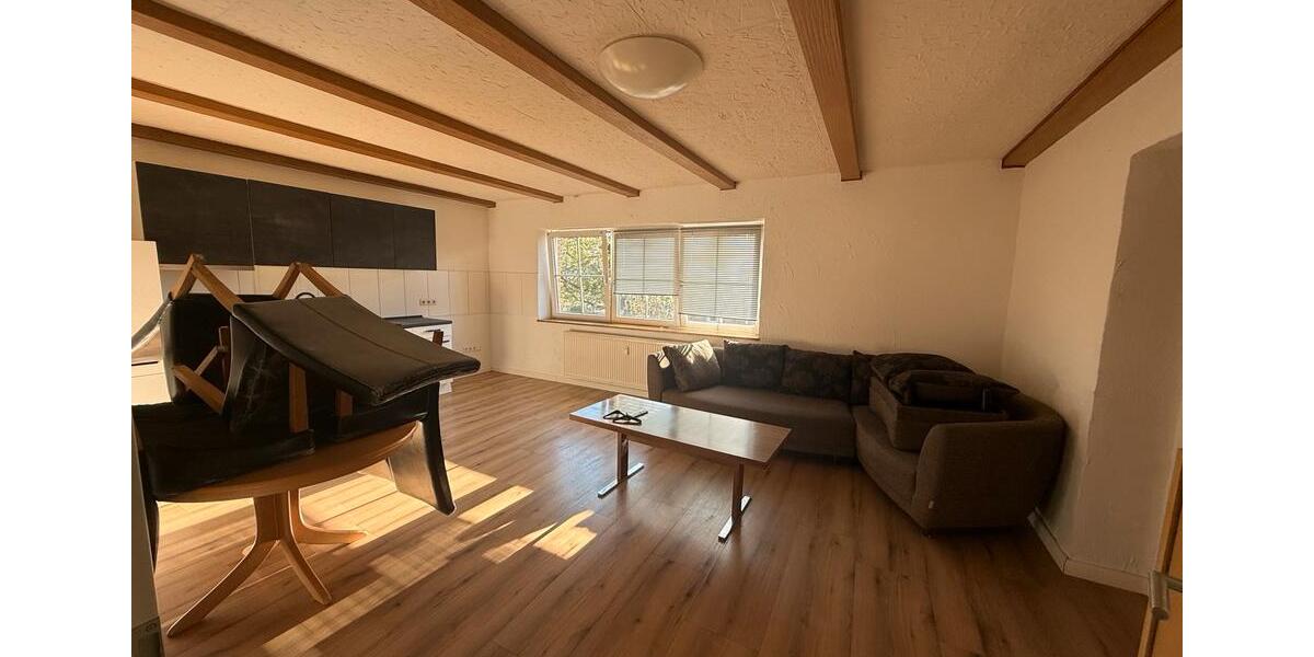 Hochparterre Bad Wünnenberg - 3 Zimmer, 75 m&sup2;, 870&euro; | Angebot:26294647