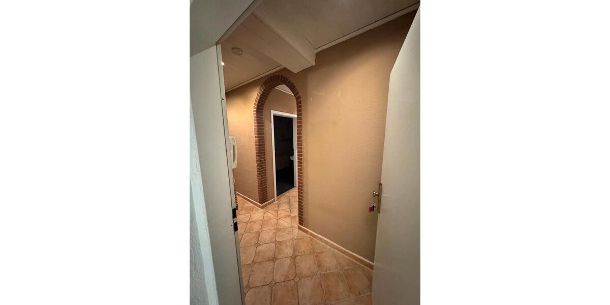 Etagenwohnung Grevenbroich Neuenhausen - 2 Zimmer, 65 m&sup2;, 1.050&euro; | Angebot:24840302