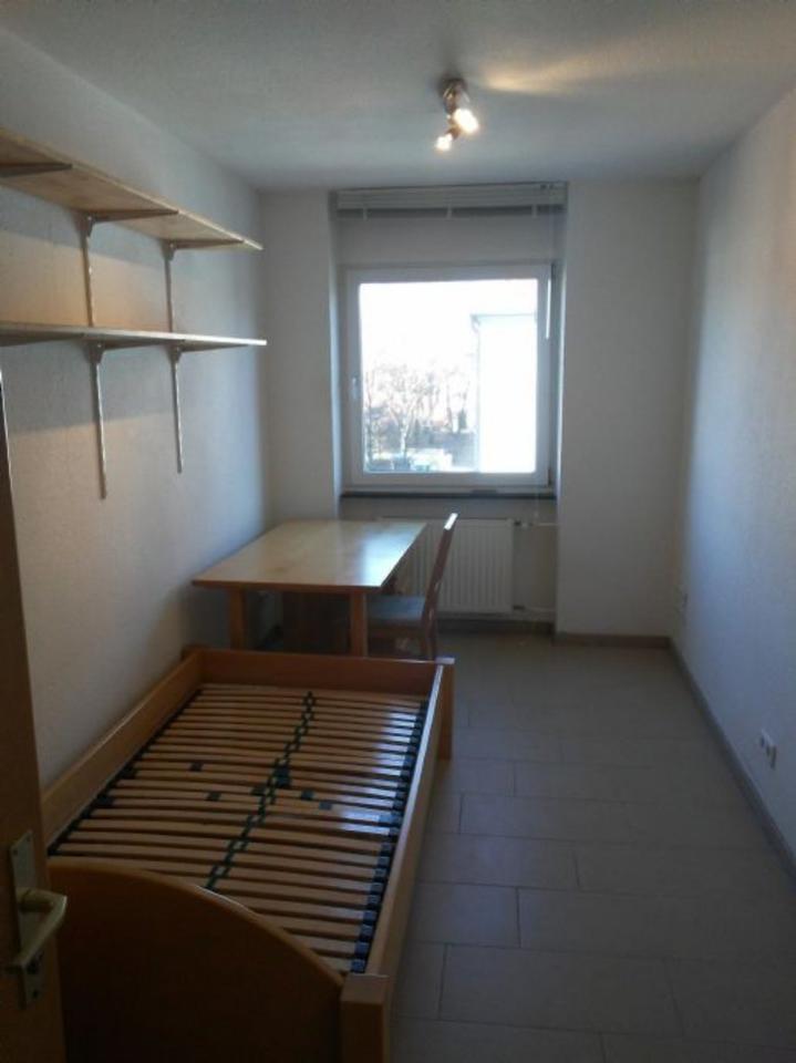 Gemütliches 12m² Zimmer im Erlanger Studentenheim (1.8.–30.9.25)