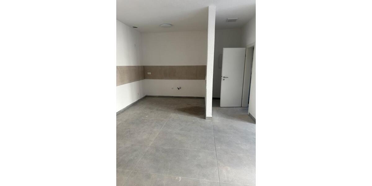 Etagenwohnung Lauingen (Donau) - 2 Zimmer, 80 m&sup2;, 1.150&euro; | Angebot:25619481