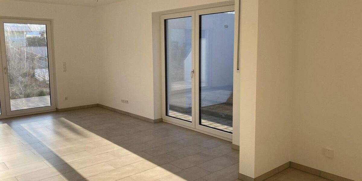 Schönes Reihenendhaus in Donaustauf 5 zimmer