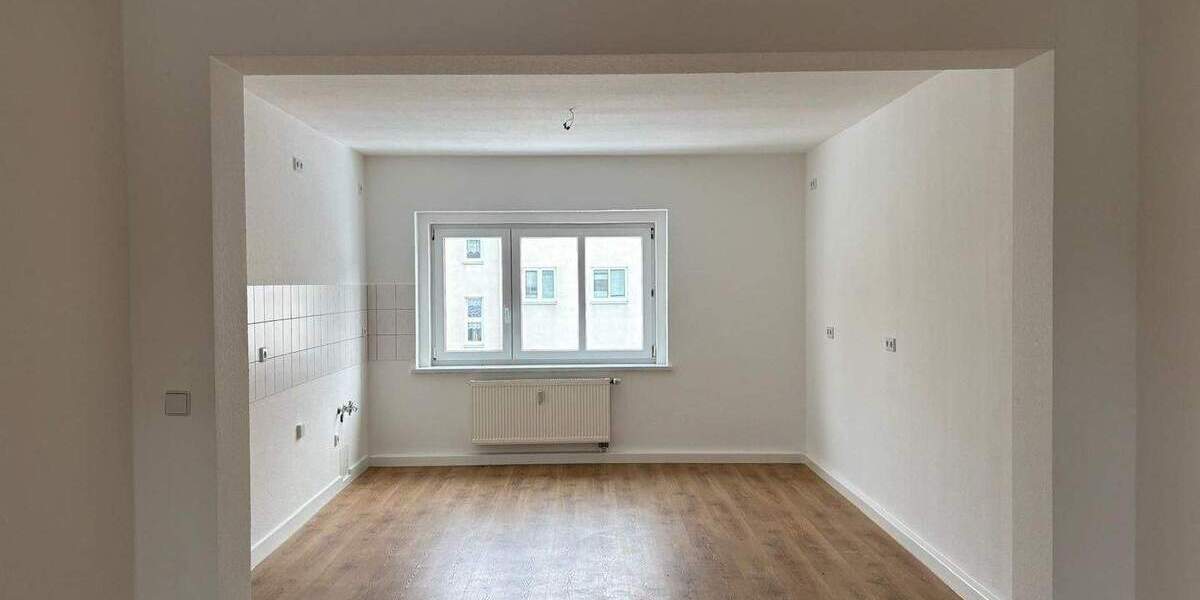 Etagenwohnung Altenburg - 2 Zimmer, 51 m&sup2;, 435&euro; | Angebot:25733275
