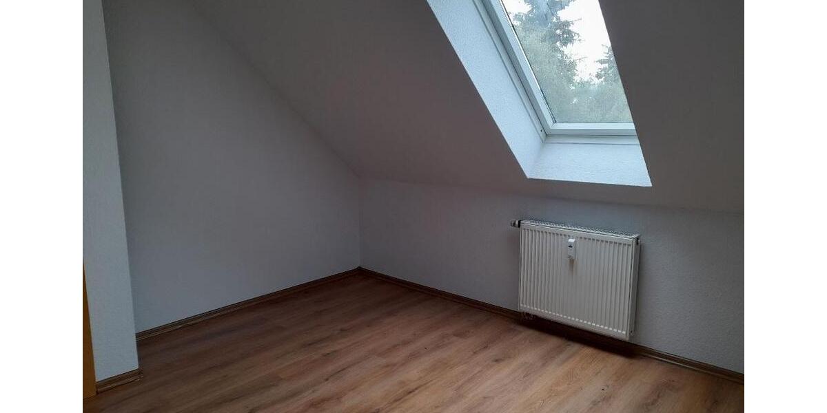 Etagenwohnung Pegau - 2 Zimmer, 42 m&sup2;, 230&euro; | Angebot:26190065