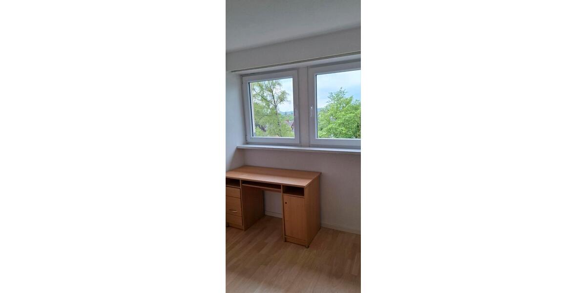 Dachgeschoßwohnung Wernau (Neckar) - 4 Zimmer, 70 m&sup2;, 1.830&euro; | Angebot:26320165