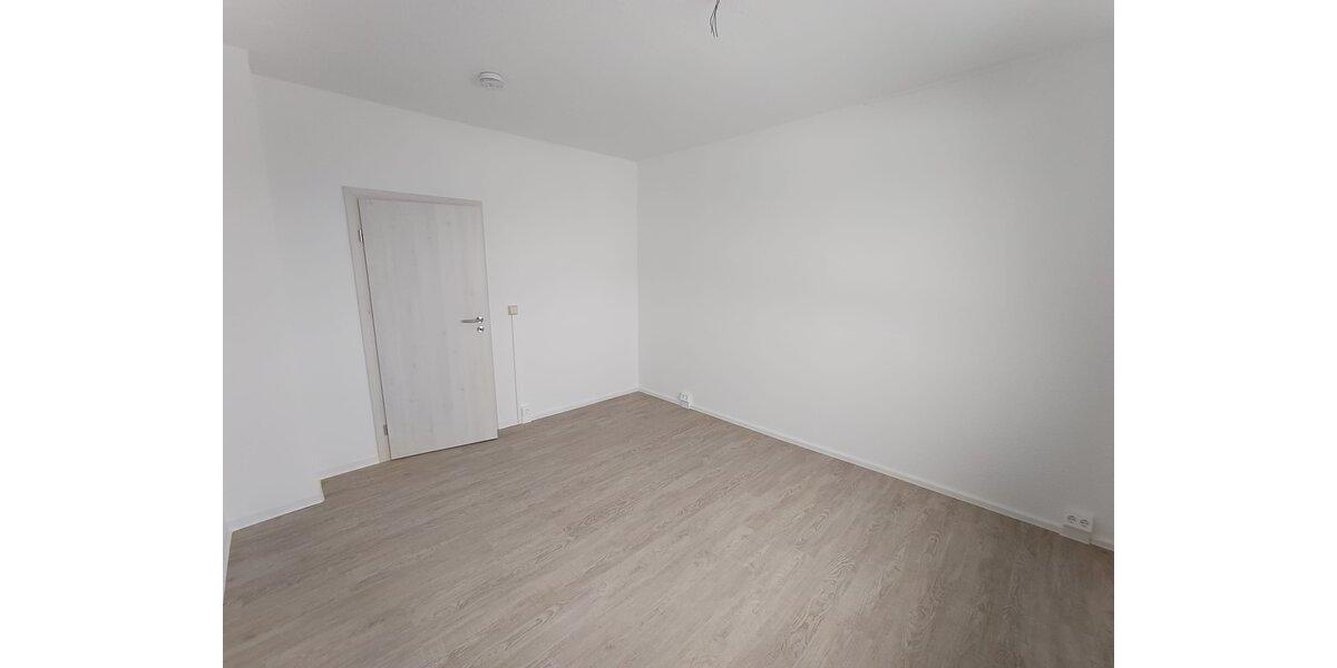 Etagenwohnung Treuen - 3 Zimmer, 62 m&sup2;, 380&euro; | Angebot:26349622