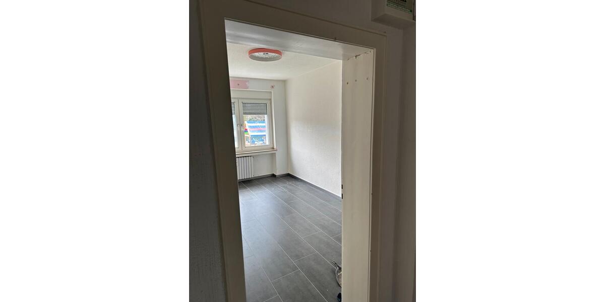 Erdgeschoßwohnung Gladbeck - 4 Zimmer, 85 m&sup2;, 850&euro; | Angebot:26516467