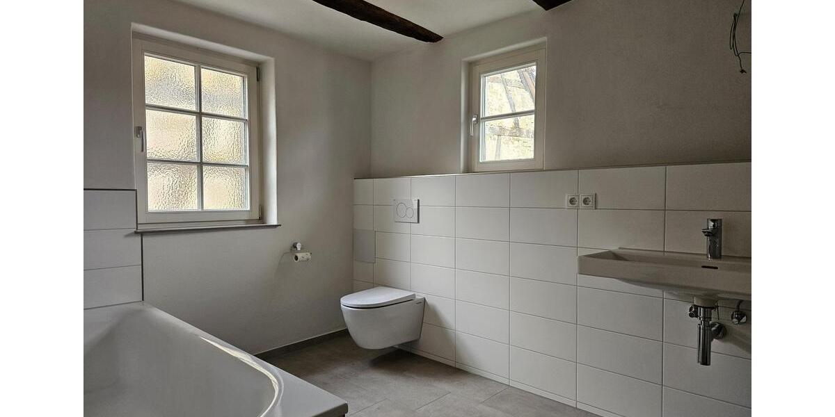 Maisonettenwohnung Mühlacker - 5 Zimmer, 128 m&sup2;, 1.350&euro; | Angebot:23765076