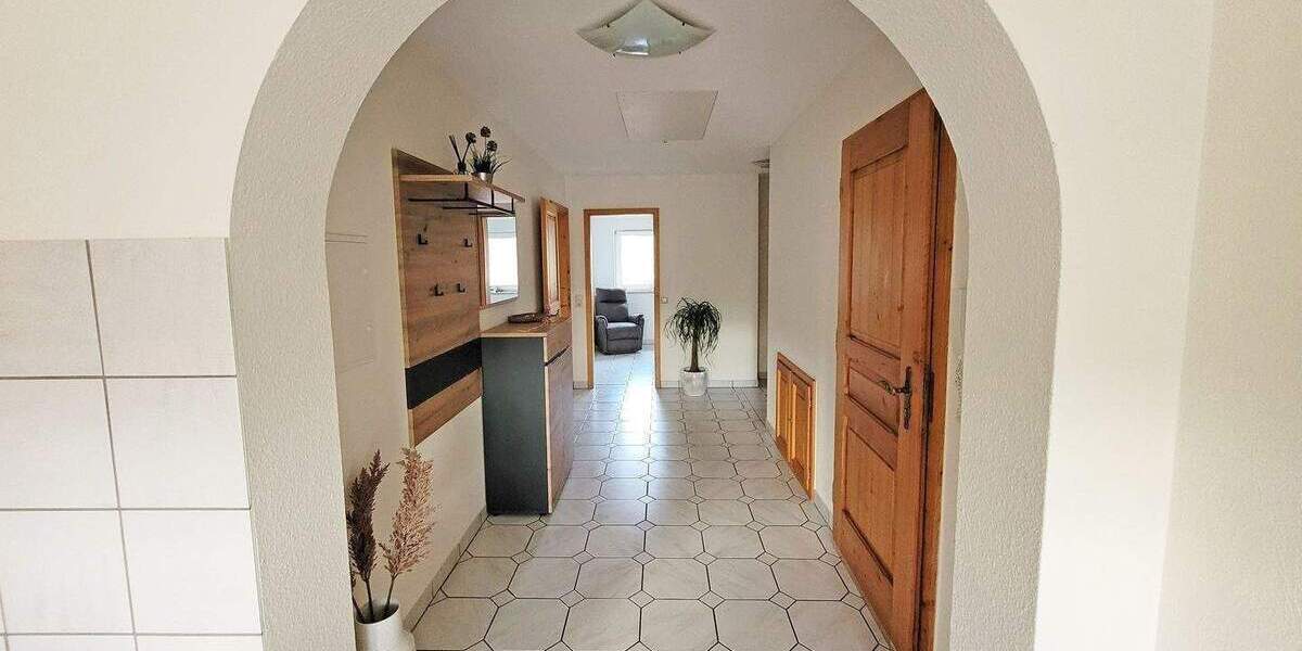 Etagenwohnung Neuenstein Mühlbach - 3 Zimmer, 93 m&sup2;, 550&euro; | Angebot:26686392