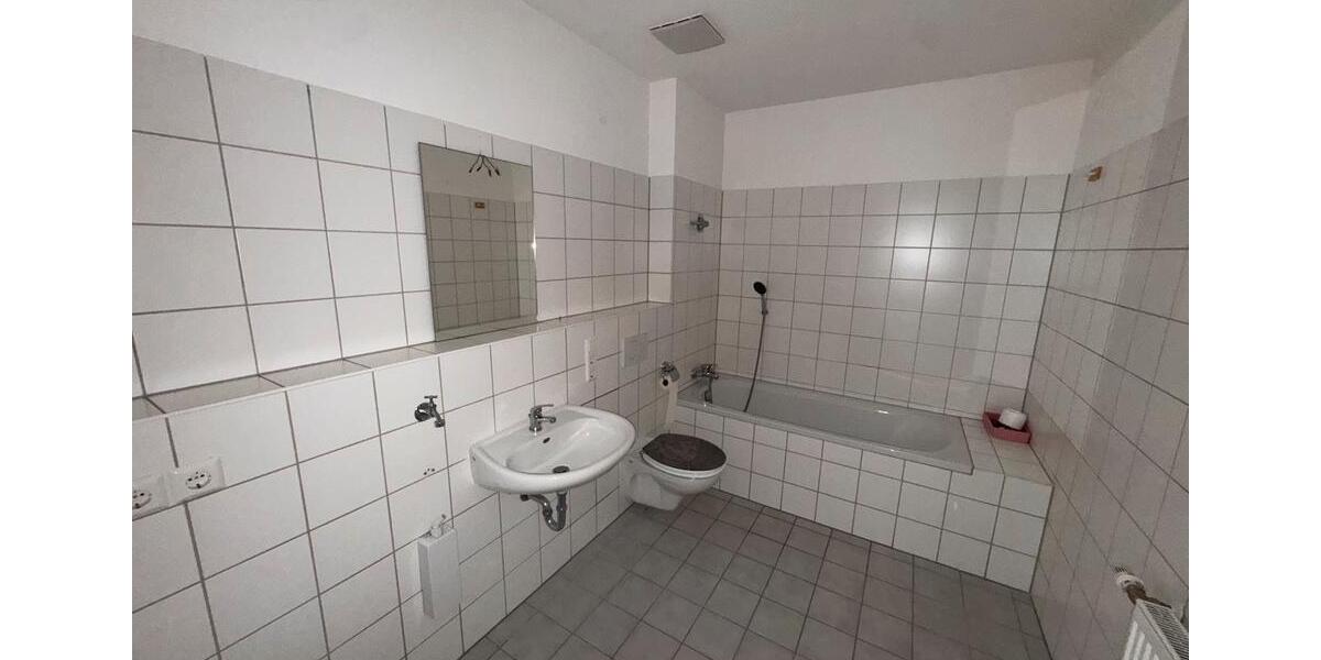 Helle 3-Zimmer-Erdgeschosswohnung in der Innenstadt! zimmer