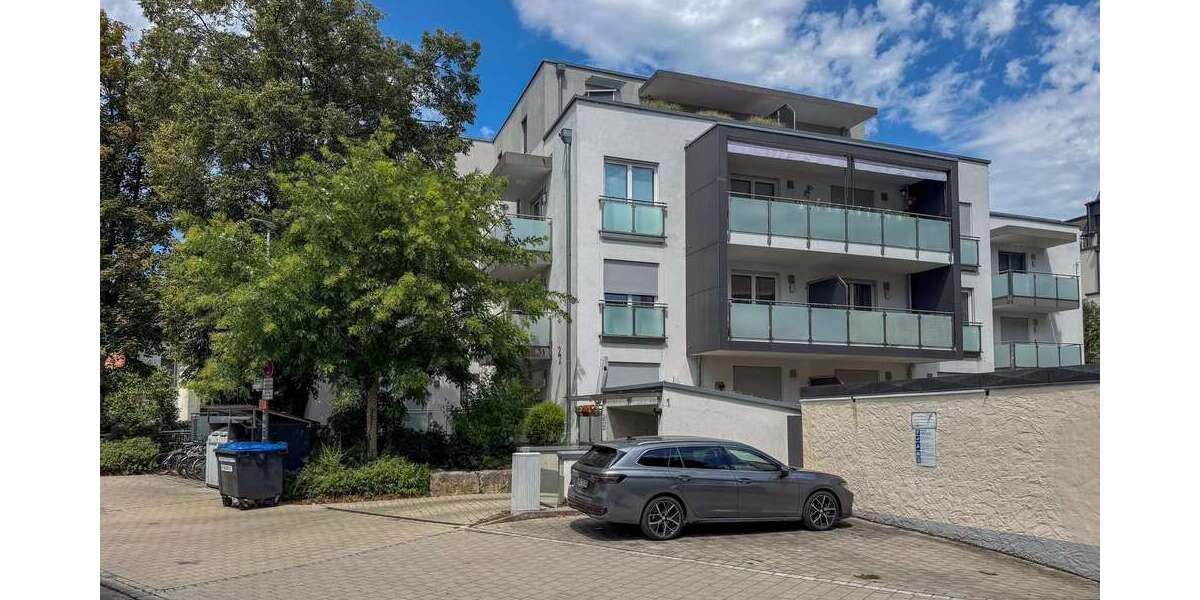 Etagenwohnung Rosenheim Innenstadt - 3 Zimmer, 101 m&sup2;, 1.250&euro; | Angebot:27438276