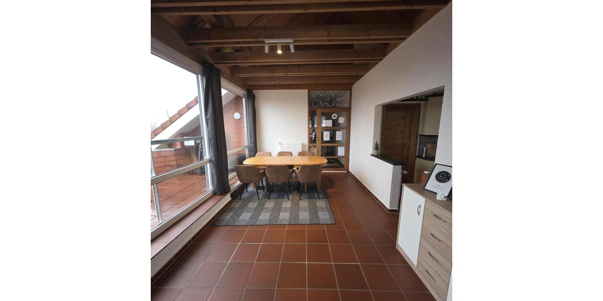 Etagenwohnung Hinte - 4 Zimmer, 140 m&sup2;, 980&euro; | Angebot:24895677