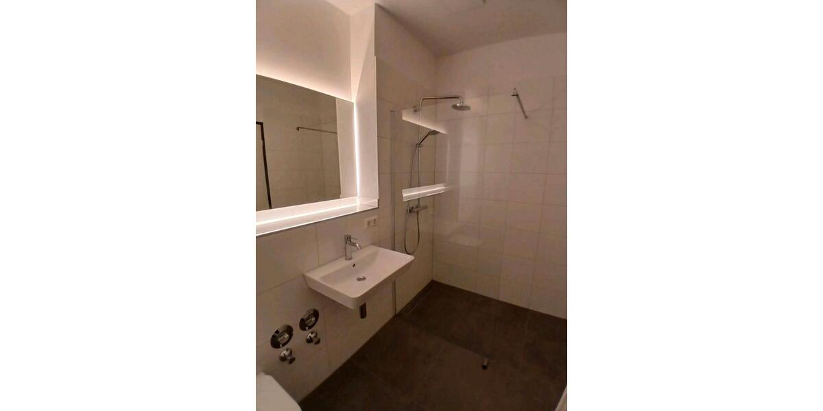 Geräumige 4-Raum-Wohnung zu vermieten 4 zimmer