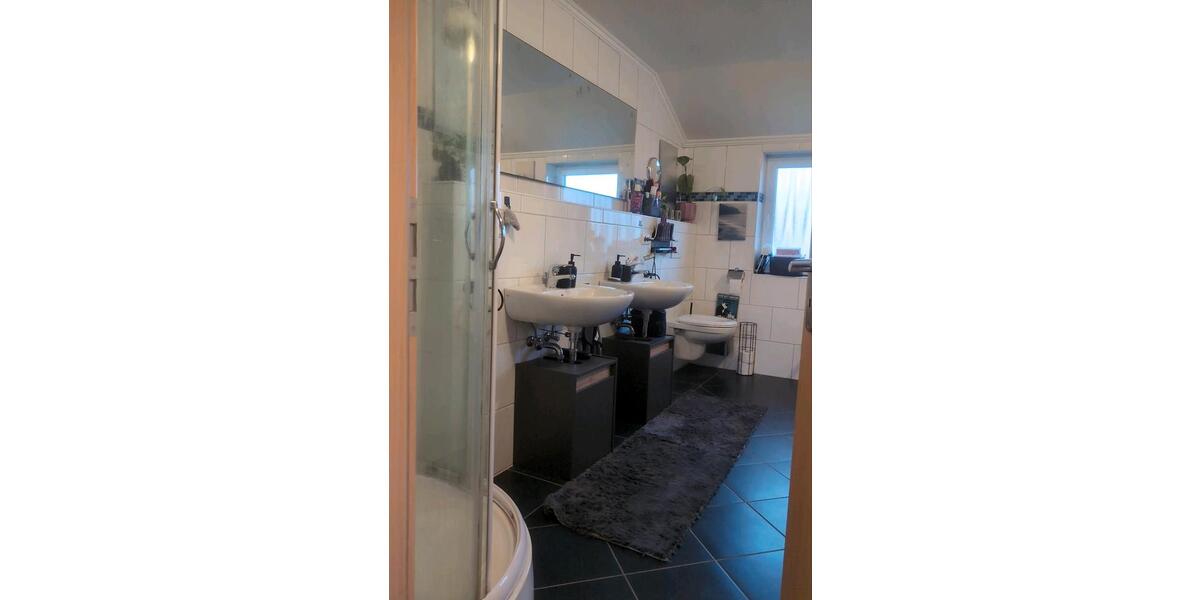 Etagenwohnung Barßel - 4 Zimmer, 100 m&sup2;, 1.000&euro; | Angebot:25394124