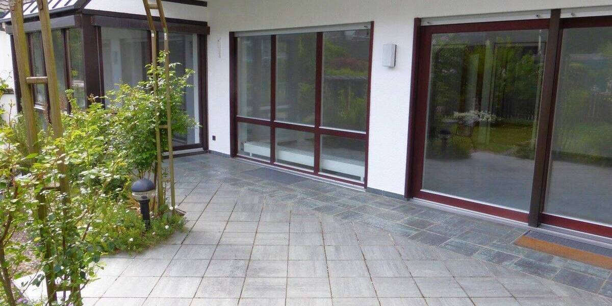 Etagenwohnung Nürnberg Mögeldorf - 4 Zimmer, 126 m&sup2;, 1.360&euro; | Angebot:26585098