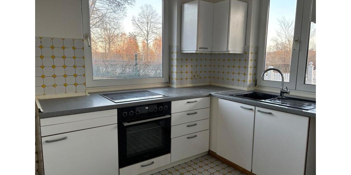 Erdgeschoßwohnung Plön - 4 Zimmer, 110 m&sup2;, 1.100&euro; | Angebot:25940784