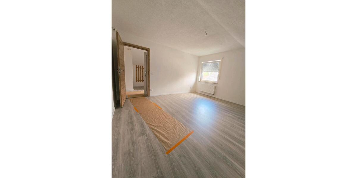 Dachgeschoßwohnung Fellheim - 3 Zimmer, 88 m&sup2;, 1.220&euro; | Angebot:26606074