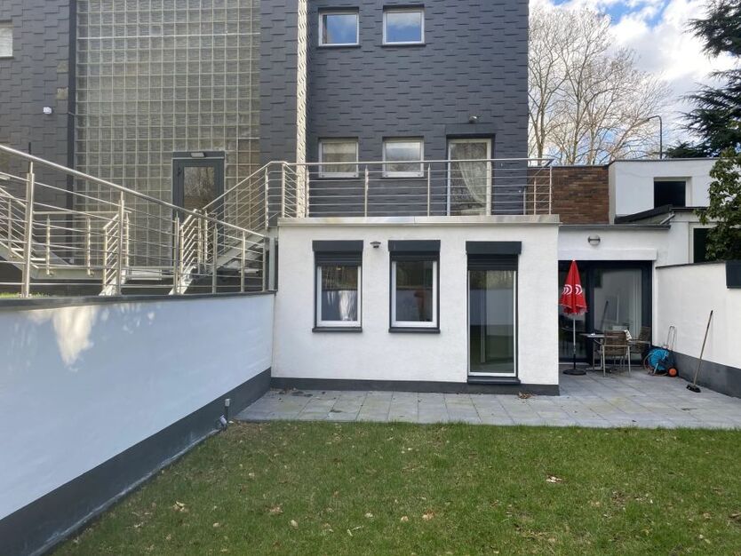 Neubau Wohnung mit Garten in toller Lage - Grafenberg