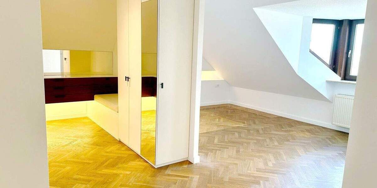 Etagenwohnung Nürnberg Maxfeld - 4 Zimmer, 174 m&sup2;, 2.575&euro; | Angebot:26017782