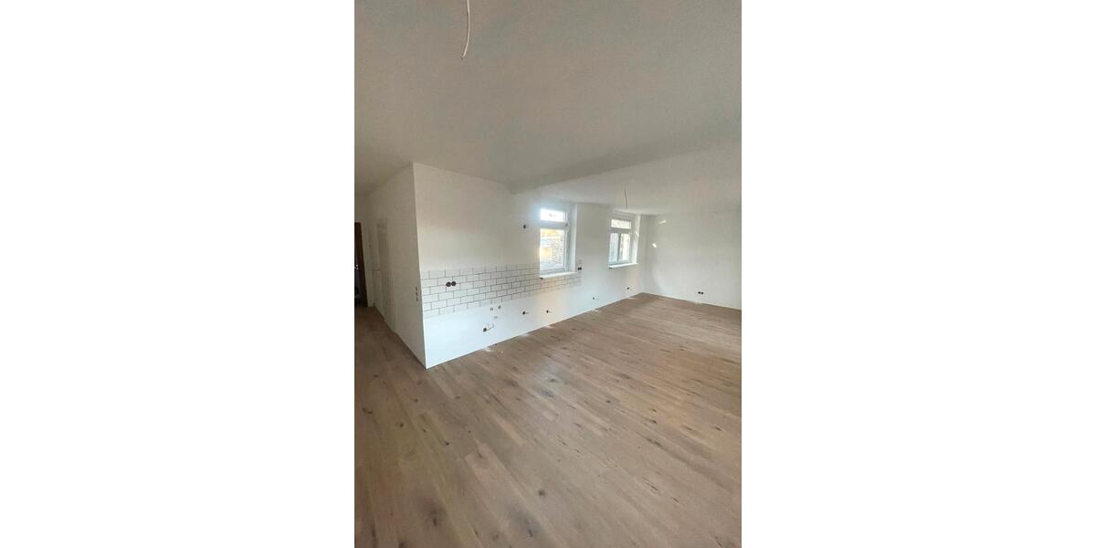 Etagenwohnung Apolda - 1 Zimmer, 65 m&sup2;, 480&euro; | Angebot:26572668